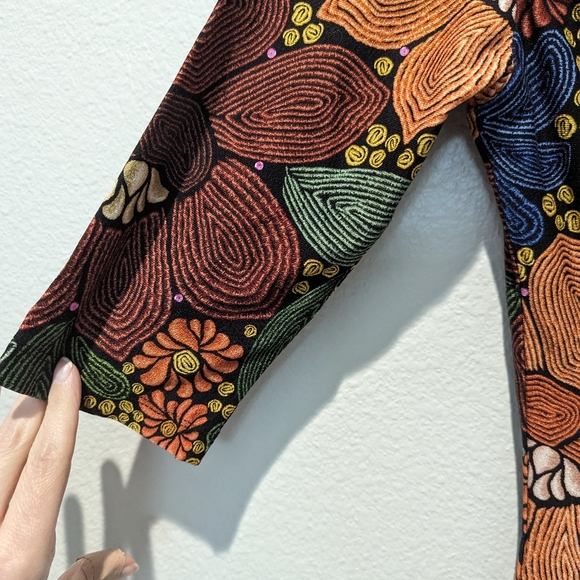 Black Stitched Flowers Lenzing Ecovero Viscose Midi Dress - Picture 5 of 7